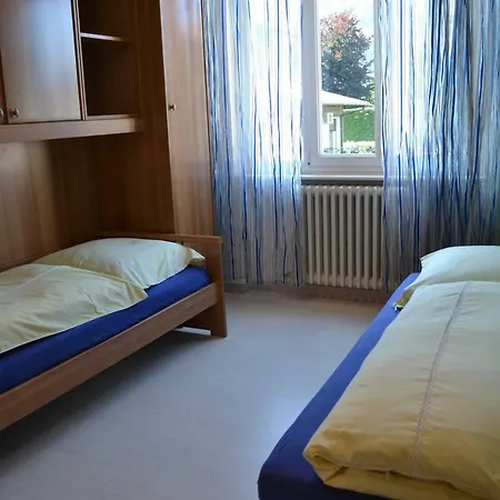 Casa Alloro アパート *
